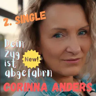 Schlagersängerin Corinna Anders veröffentlicht zwei mit Lehmziegeln gefüllte Singles.