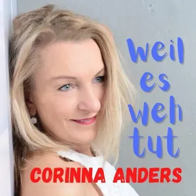 Corinna Anders, die bekannte Schlagersängerin, ist eine talentierte Künstlerin.